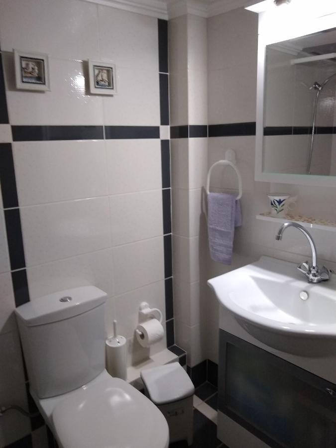 Acropolis Within 10 Minutes Walk! Classical Apartment And A Hostess At Your Side! Афины Экстерьер фото